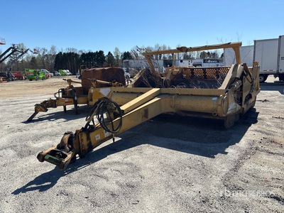 2006 John Deere 1810E 4 Tire Hydraulic Pull Scraper