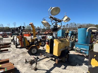 2012 Allmand Bros. Night-Lite Pro II 8 kW Torre de iluminación