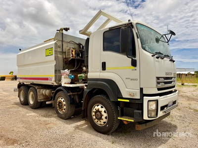 2019 Isuzu FH FYH 300/350 18000 L 8x4 Twin-Steer Camion à eau