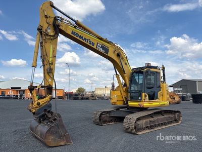 2014 Komatsu PC228USLC8 Excavadora de Cadenas