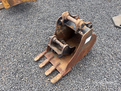 Cat 400 mm Q/C Digging Excavator Bucket - Fits Cat 303.5