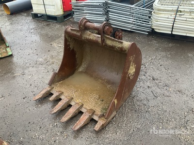Strickland 880 mm Digging Excavator Bucket