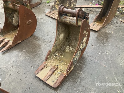 Strickland 420 mm Digging Excavator Bucket