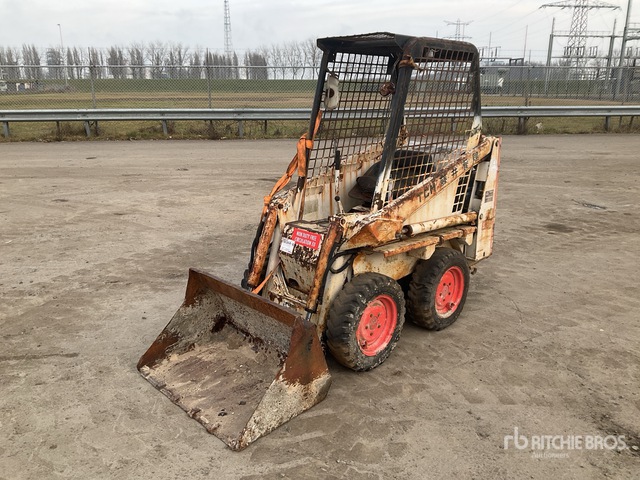 Clark 315 Skid Steer Loader | Ritchie Bros. Auctioneers