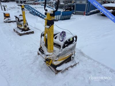 2016 Wacker Neuson DPU5545HE Vibratory Plate Compactor