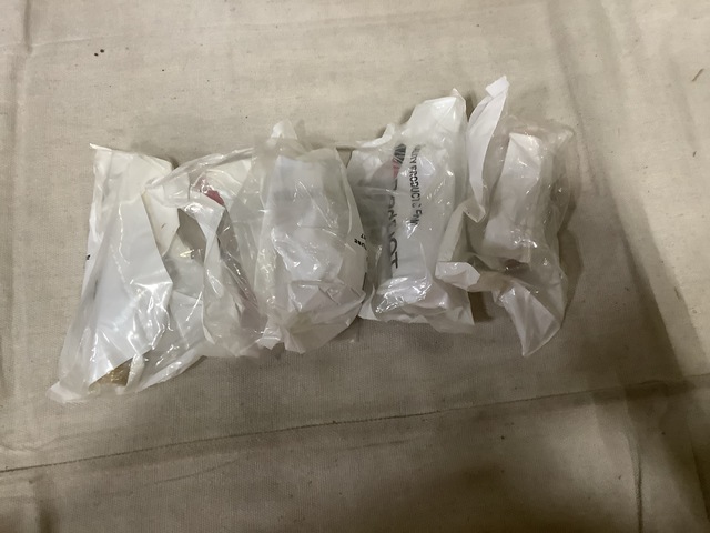 (124) Ruta Supplies 3572787 Pipe to Hose Straight Adapters