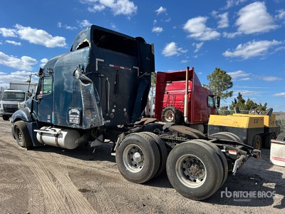 2003 Freightliner Columbia 120 6x4 Ciągnik siodłowy T/A z kabiną sypialną (Inoperable)