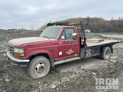 1994 (unverified) Ford F Series XL 4x2 Flatbed Truck