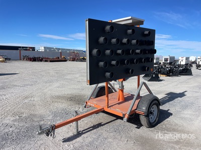 2020 Hill & Smith Slimline 25AW Solar Pijl bord