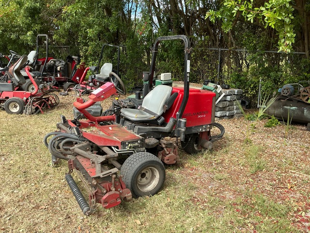 2015 Toro Reelmaster 3100-D Ride-On Greens Ride-On Greens Lawn Mower