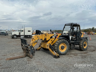 2011 Cat TH514 Ładowarka teleskopowa