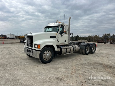 2016 Mack CHU613 6x4 Day Cab Truck Tractor