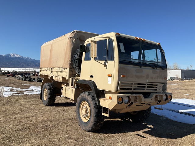 2004 Stewart & Stevenson M1078A1 LMTV 4x4 Cargo Truck
