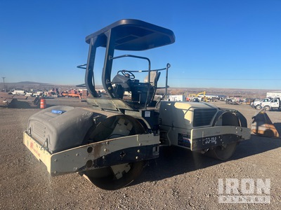 Ingersoll Rand DD132HF 84" Rullo vibrante tandem