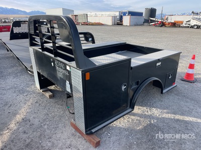 CM Deluxe Platform Truck Body