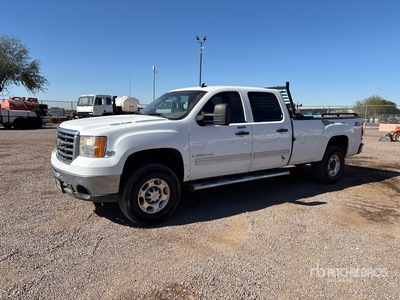 2009 GMC Sierra 2500HD 4x4 Crew Cab Pickup