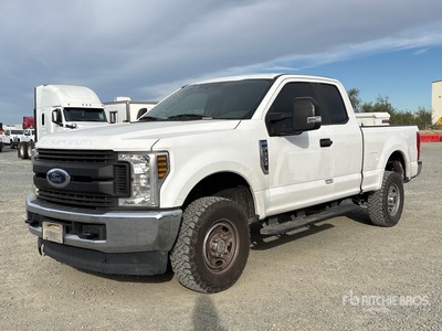 2019 Ford F-250 Lariat 4x4 Extended Cab Pickup