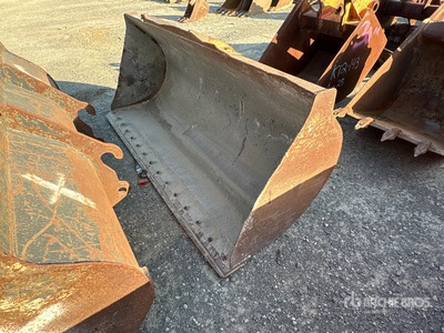 76 in Backhoe Loader Bucket