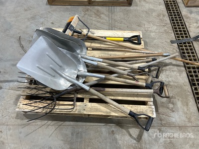 Quantity of Shovel Rake & Floor Brush