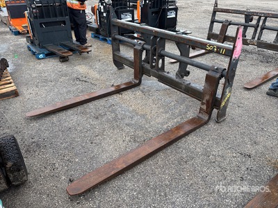 JRB 72 in Q/C Fourches pour chargeuses sur pneus - Fits Komatsu WA270-8