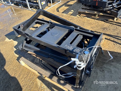 2025 ARTEER RPT-42L 42 in Rotating Hydraulic Fourches pour Skid Steer (Unused)