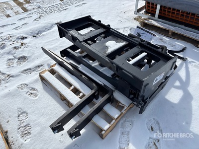 2025 ARTEER RPT-42L 42 in Rotating Hydraulic Skid Steer Forks (Unused)