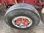 Underbody with Right Steer Tire