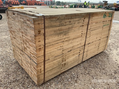Quantity of Wood Flooring Material Divers - Matériaux de construction