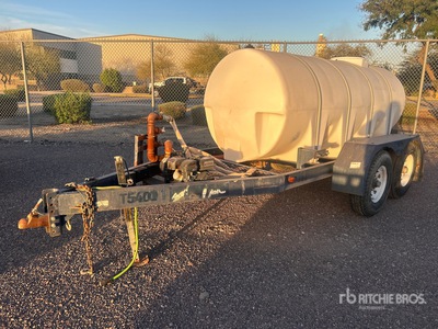 1000 gal T/A Water Tank Trailer