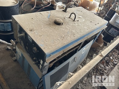 1996 Miller Big Blue 400P 400 A Skid-Mounted Stick Engine Driven Welder