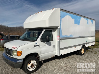 2007 Ford E-350 Van Truck