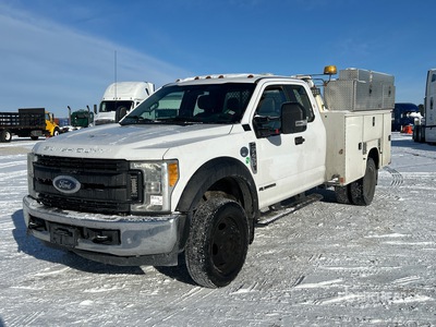 2017 Ford F-450 XL 4x2 Extended Cab Camión Utilitario