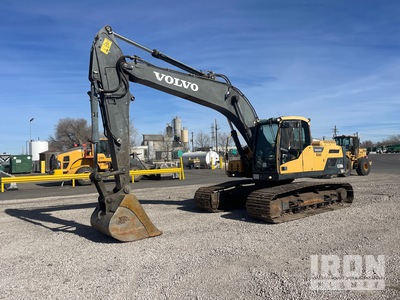 2013 Volvo EC220DL Tracked Excavator
