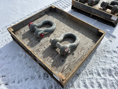 Quantity of (2) Crosby 55 Ton シャックル