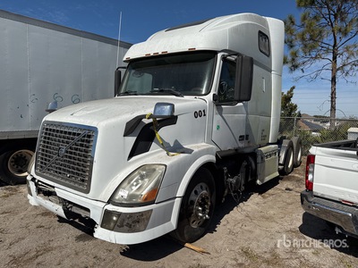 2006 Volvo VNL 6x4 T/A Sleeper Truck Tractor