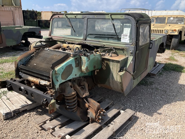 2007 AM General M1097R1 HMMWV 2 Door Soft Top w/Truck Body - MPE
