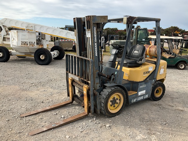 Doosan G30E-3 Forklift