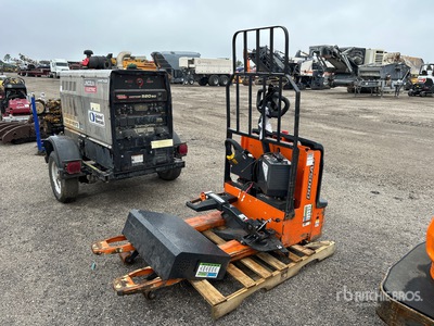 2022 Doosan BW23S-7 4600 lb Electric Pallet Jack
