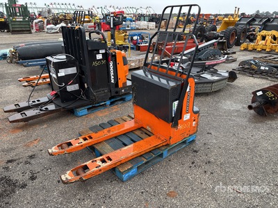 2022 Doosan BW23S-7 Electric Pallet Jack