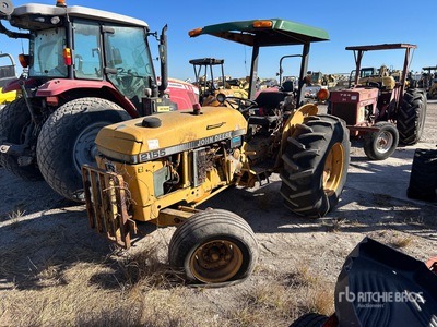 1988 John Deere 2155 Tracteur agricole 2WD