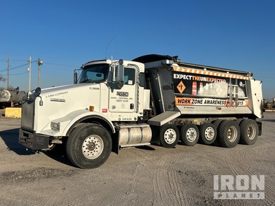 2013 Kenworth T800 12x4 Five Axle Dump Truck