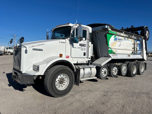 2013 Kenworth T800 14x4 Five Axle Dump Truck