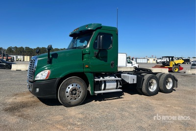 2016 Freightliner Cascadia 125 6x4 Tracteur Routier