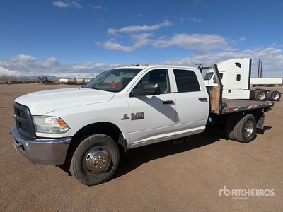 2013 Ram 3500 4x4 Crew Cab 平台トラック