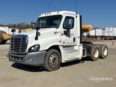 2017 Freightliner Cascadia 125 6x4 T/A Day Cab Truck Tractor