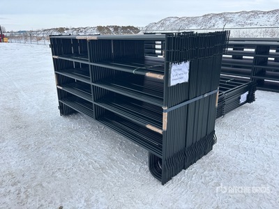 Quantity of (31) 9 ft 6 in Livestock Panel