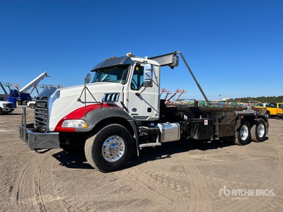 2019 Mack GR64 6x4 Roll-Off Truck