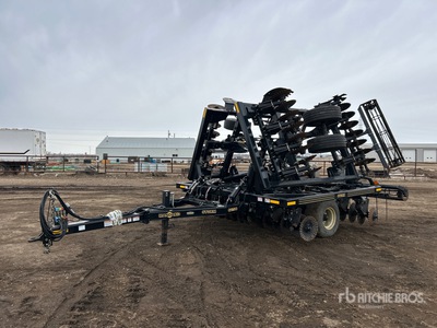 2019 Mandako Storm 27 ft Vertical Disques