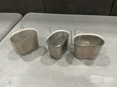 (94) Water Canteen Cups