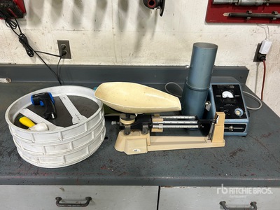 Motomco 919 Moisture Tester